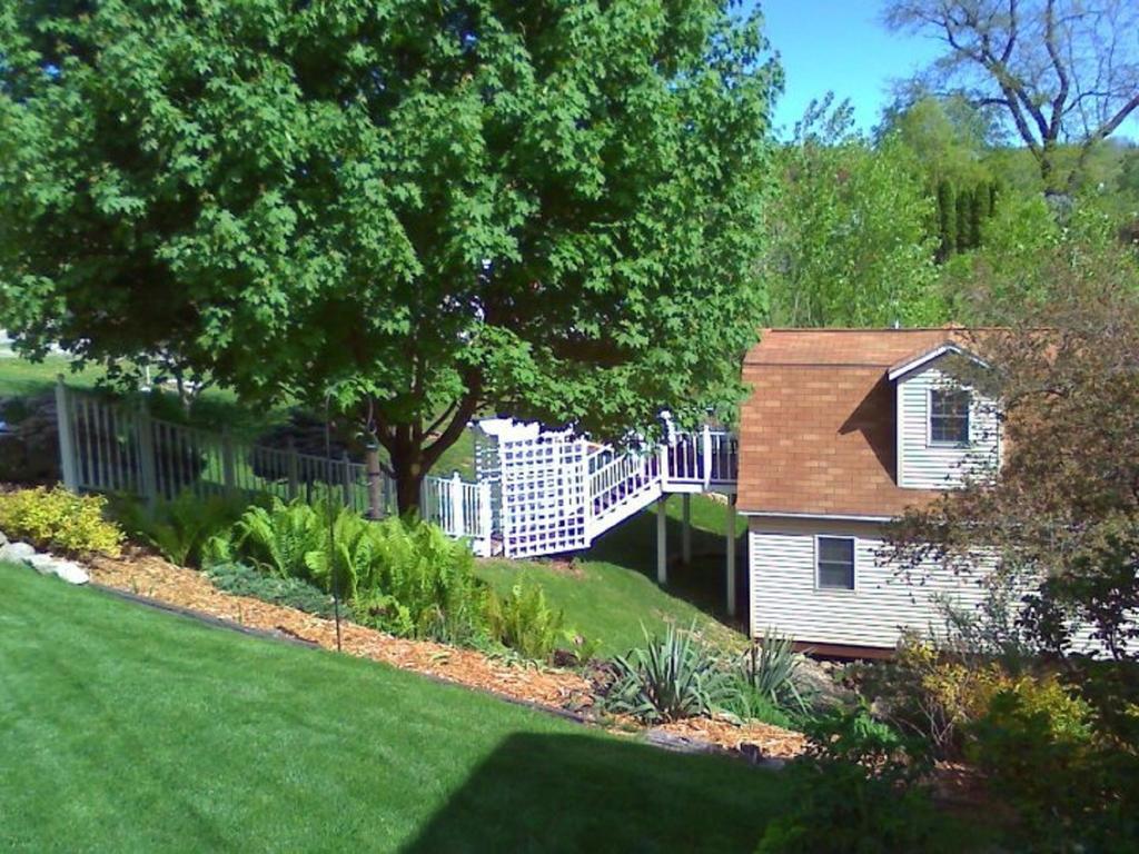 Villa Trickling Waters Retreat à Marquette Extérieur photo